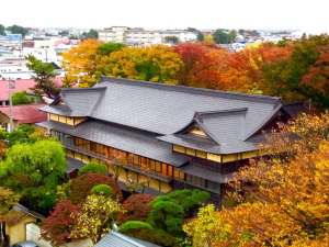 秋田県能代市のコンパニオン派遣で対応中